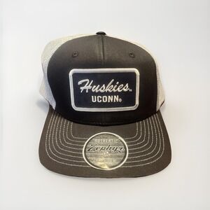 Huskies UCONN Zephyr Z Hat Cap Grey W/ BLACK SNAPBACK NWT